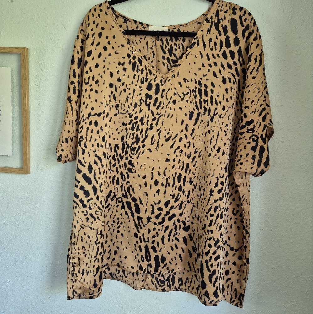 The Nines by HATCH Tan and Black Boxy Blouse